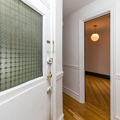 Rented by Nooklyn NYC LLC | media 23