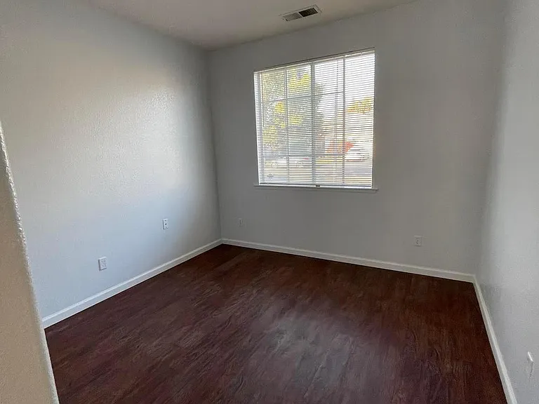 5764 E Tower Ave — Photo 14