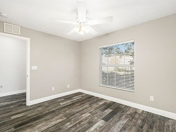 3rd image of 5131 Dancing Bay Ln