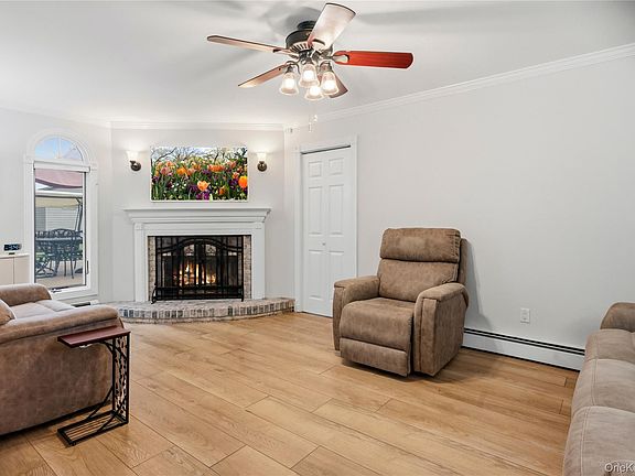 5th image of 411 8th Street