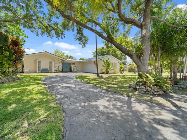 8380 SW 186th St, Cutler Bay, FL 33157