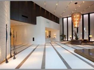 200 Biscayne Blvd #3612, Miami, FL 33131