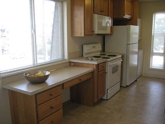 4th image of 13433 Greenwood Ave N #A16481816