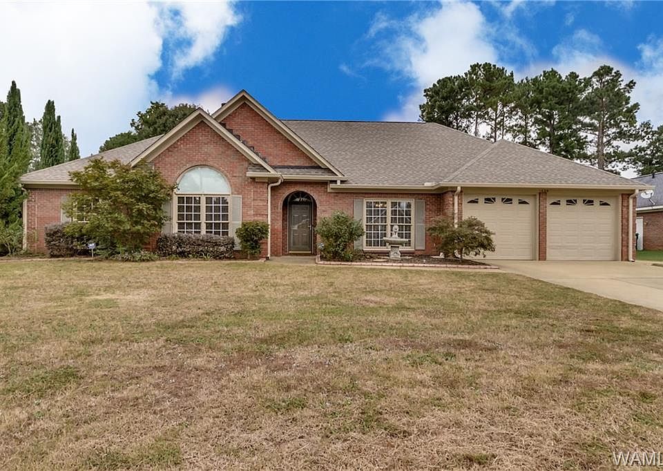 1st image of 1424 Paxton Cir