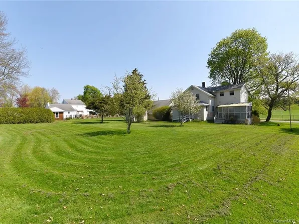 29 Woodside Road, Cromwell, CT 06416