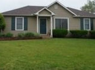 611 Gusty Ct, Clarksville, TN 37043