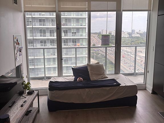 4th image of 115 McMahon Dr #2107