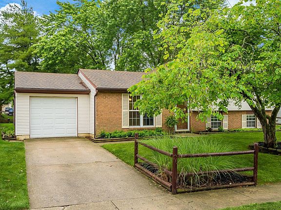 2nd image of 4077 Yellowstone Dr