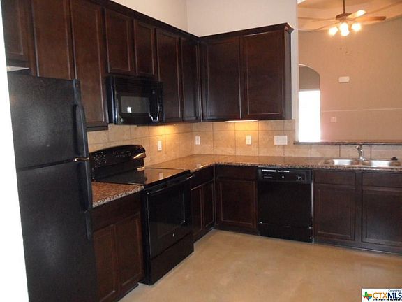 4th image of 210 Stone Gate Dr