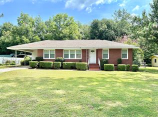 1615 Roberson St, Dublin, GA 31021