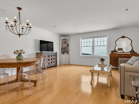 4th image of 80 Southwick Court #201