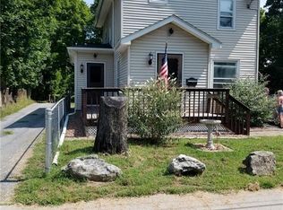 6 Wells Ave, Middletown, NY 10940