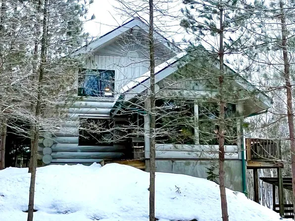 9501 Gunflint Trl, Grand Marais, MN 55604