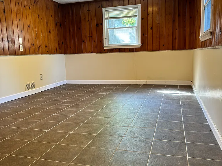 120 Burban Dr — Photo 30