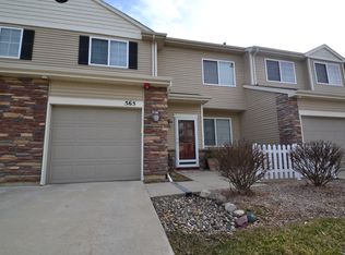 565 Villa Ct, West Des Moines, IA 50266