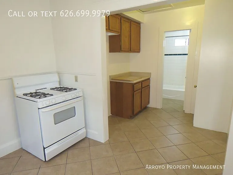 74 N Chester Ave — Photo 20