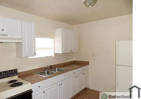 4th image of 1111 Engman St #B
