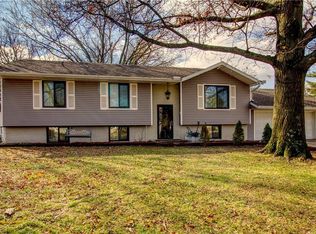 1804 Countryside Dr, Pittsburg, KS 66762