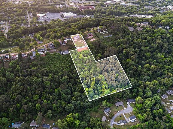 4th image of 500 N Crest Rd