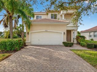 9920 Springlake Cir, Estero, FL 33928