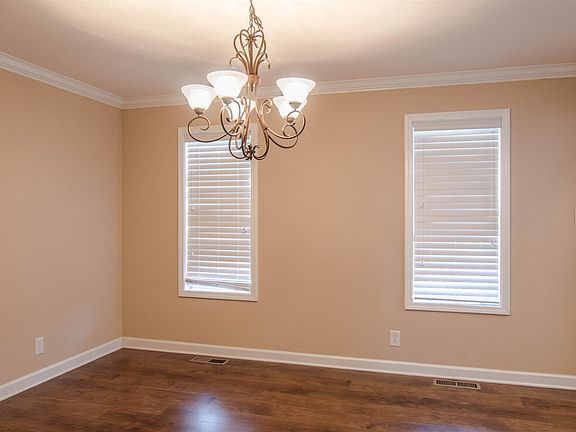 4th image of 1516 Bonnie Blue Ave