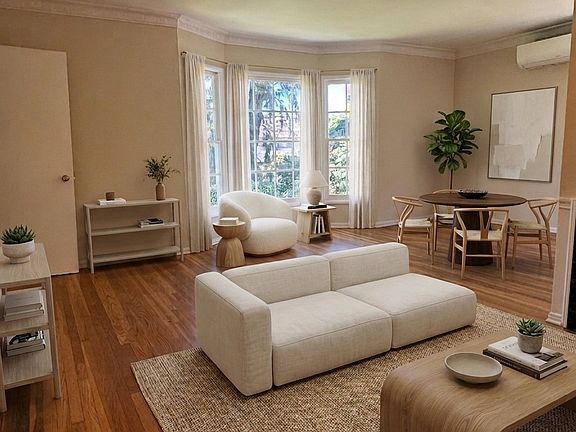 3rd image of 12944 Riverside Dr #12946