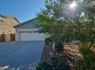 1005 Sparrow Ct, Calimesa, CA 92320