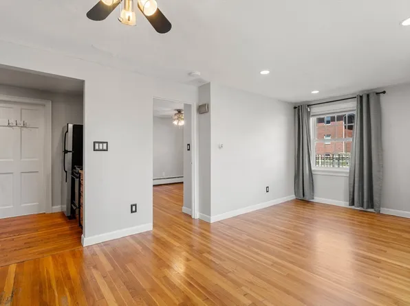 188 River St #188, Waltham, MA 02453