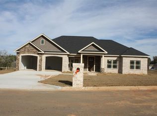 110 Hall Hill Ct, Enterprise, AL 36330