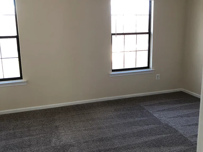 406 Woodbridge Commons Way #406 — Photo 8