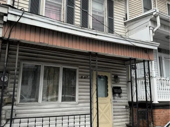 337 W Centre St, Shenandoah, PA 17976