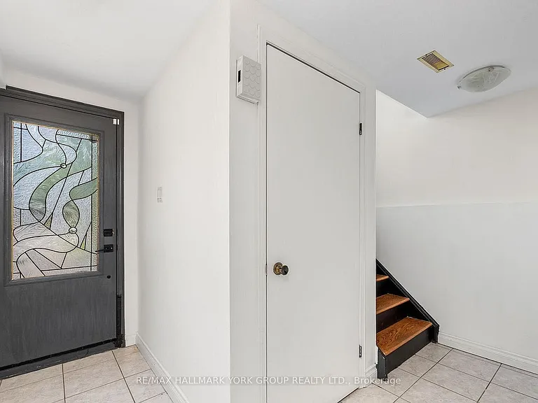 79 Maplegrove Ave — Photo 24