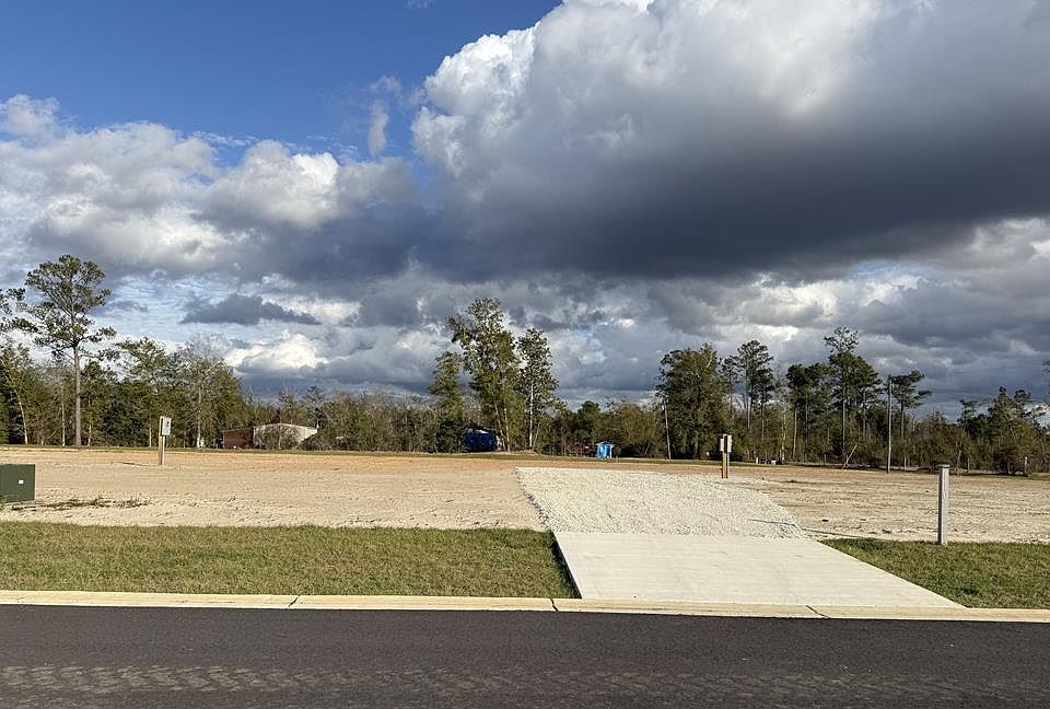 1st image of 110 Kiera Ct