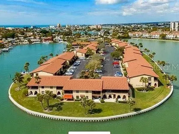 540 Plaza Seville Ct APT 74, Treasure Island, FL 33706