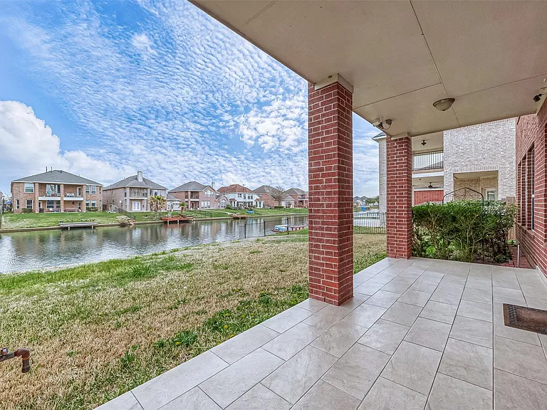 18118 Billabong Crescent Ct — Photo 43