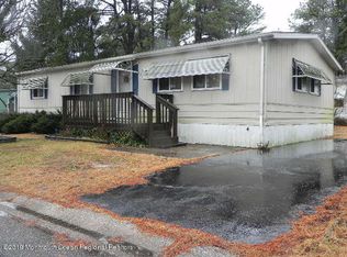 12 Seagull Ct, Whiting, NJ 08759