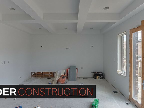 3rd image of 6252 N Nordica Ave