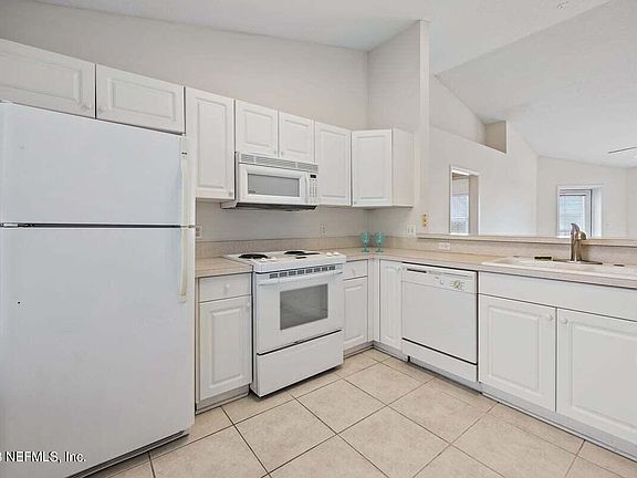 2nd image of 1412 1ST Street N #306