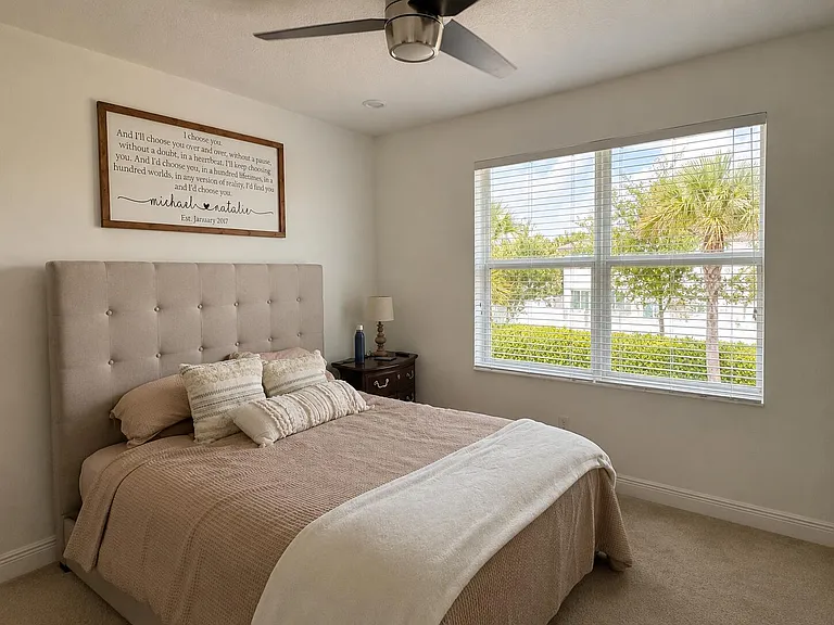 4329 Veleiros Ave — Photo 7