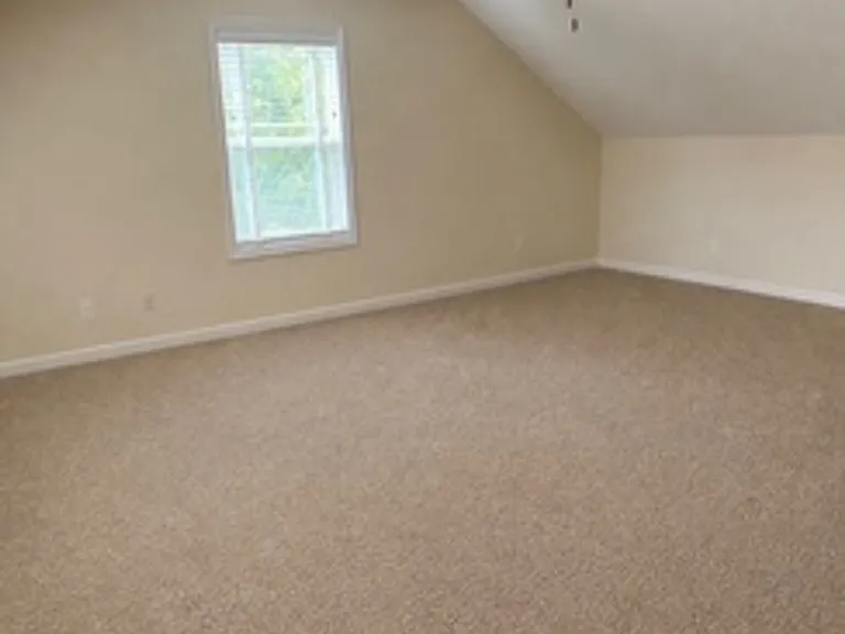815 Westridge Cir — Photo 22