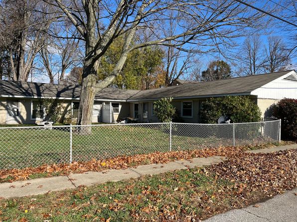 1135 Lost Nation Rd #2