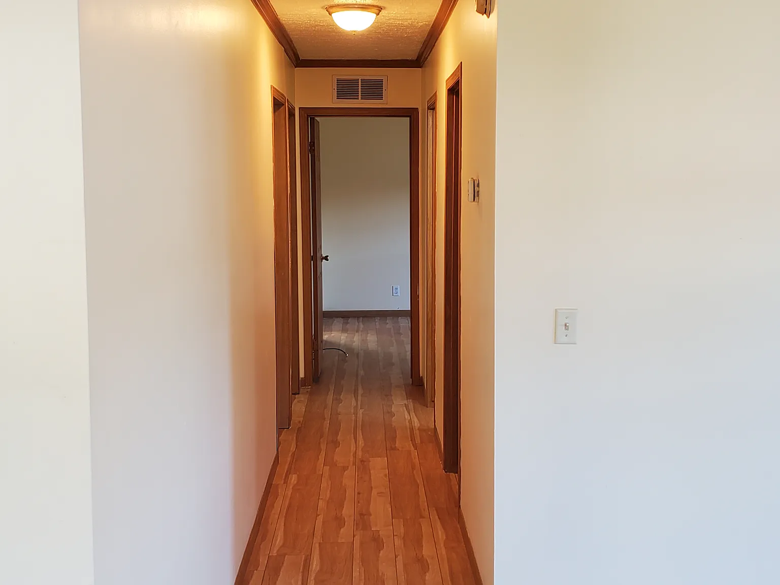 3 bed, 1209 sqft, $1,675 — Photo 2