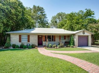416 Parkside Dr, White Settlement, TX 76108