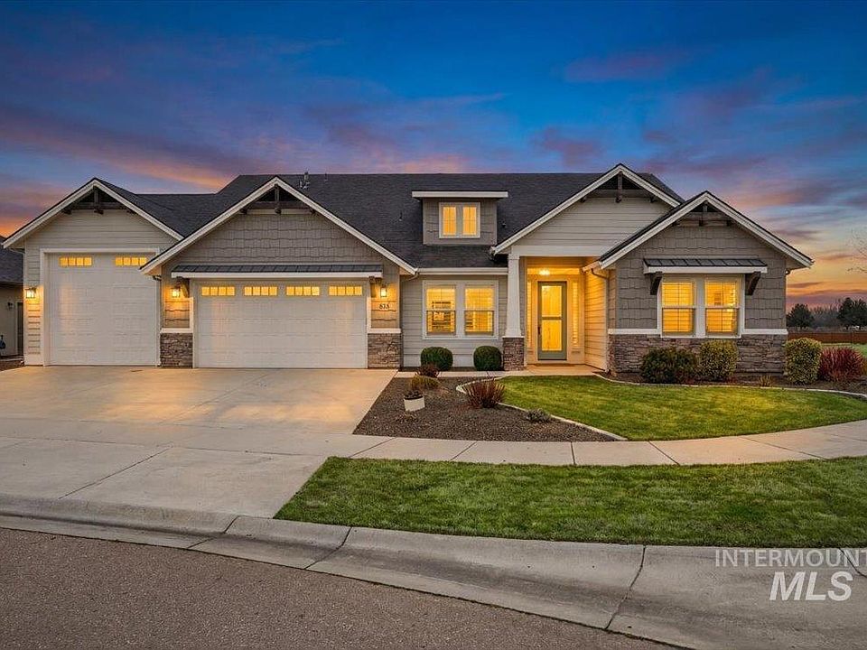1st image of 604 S Rivermist Ave