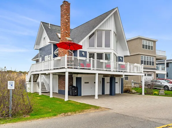 572 Ocean Avenue, Wells, ME 04090