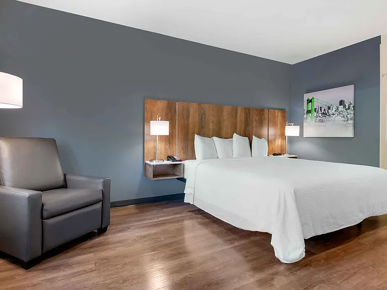 Studio Suite - 1 King Bed