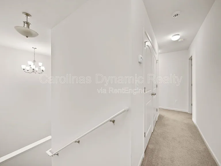 1025 Newfound Hollow Dr — Photo 17