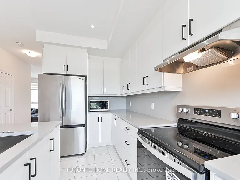 113 Mumbai Dr — Photo 16