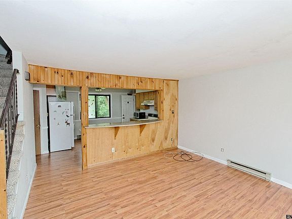 5th image of 36 Riverview Dr