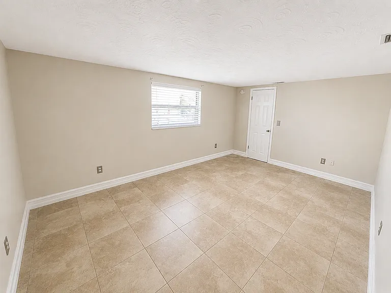 3711 Redwood Dr — Photo 10